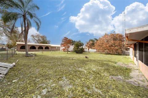 House in Sebring, Florida 2 bedrooms, 134.62 sq.m. № 2166124 - photo 21