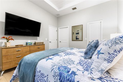 Immobilier commercial à vendre à Sarasota, Floride: 6 chambres, 227.61 m2 № 2266443 - photo 16