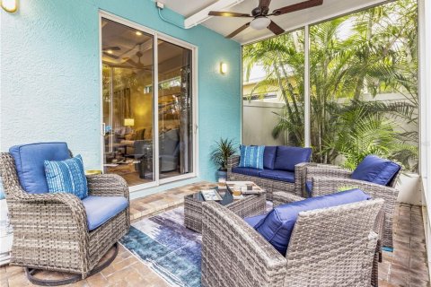 Immobilier commercial à vendre à Sarasota, Floride: 6 chambres, 227.61 m2 № 2266443 - photo 18