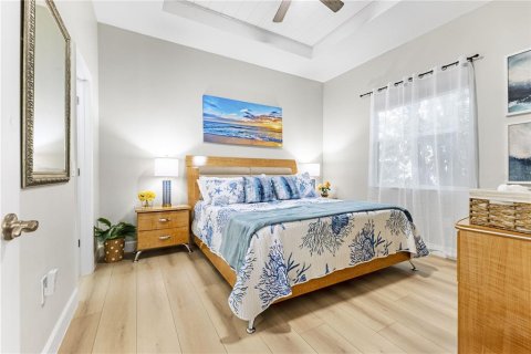 Immobilier commercial à vendre à Sarasota, Floride: 6 chambres, 227.61 m2 № 2266443 - photo 14