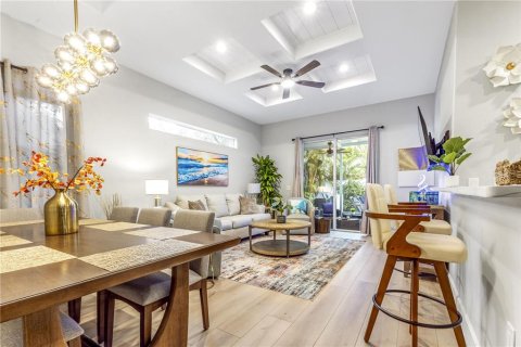 Immobilier commercial à vendre à Sarasota, Floride: 6 chambres, 227.61 m2 № 2266443 - photo 8