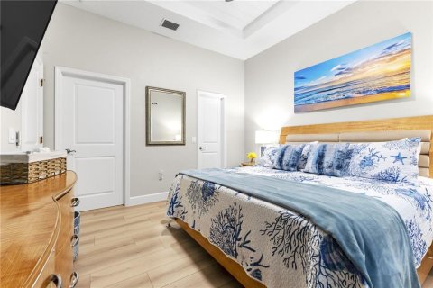 Immobilier commercial à vendre à Sarasota, Floride: 6 chambres, 227.61 m2 № 2266443 - photo 15