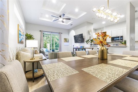 Immobilier commercial à vendre à Sarasota, Floride: 6 chambres, 227.61 m2 № 2266443 - photo 7