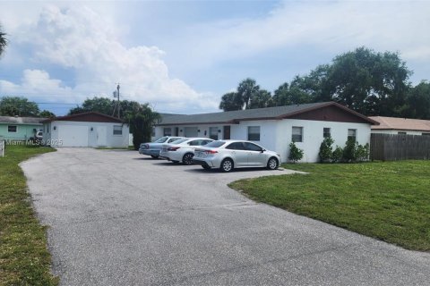 Immobilier commercial à vendre à Palm Beach Gardens, Floride: 224.08 m2 № 1875461 - photo 2