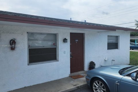 Immobilier commercial à vendre à Palm Beach Gardens, Floride: 224.08 m2 № 1875461 - photo 4