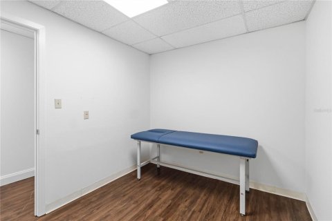 Commercial property in Kissimmee, Florida 129.69 sq.m. № 2218100 - photo 18