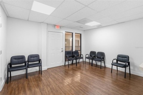 Commercial property in Kissimmee, Florida 129.69 sq.m. № 2218100 - photo 5