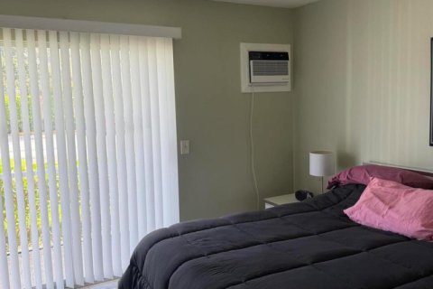 Condo in Boca Raton, Florida, 1 bedroom № 2241572 - photo 5