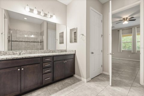 Villa ou maison à vendre à Apopka, Floride: 5 chambres, 250 m2 № 2101563 - photo 21