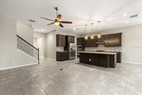 Villa ou maison à vendre à Apopka, Floride: 5 chambres, 250 m2 № 2101563 - photo 7
