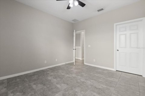 Villa ou maison à vendre à Apopka, Floride: 5 chambres, 250 m2 № 2101563 - photo 11