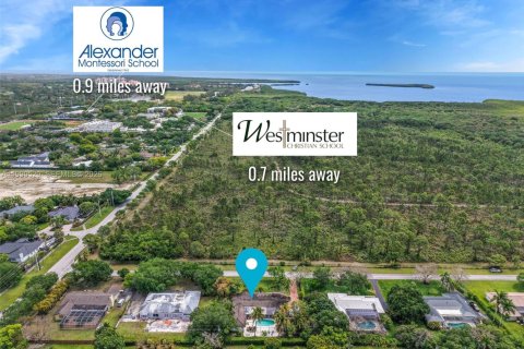 House in Palmetto Bay, Florida 5 bedrooms, 301.56 sq.m. № 2067659 - photo 3