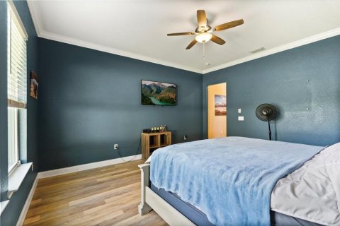 House in DeBary, Florida 4 bedrooms, 219.9 sq.m. № 1912094 - photo 21
