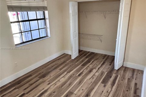 Condominio en alquiler en Homestead, Florida, 3 dormitorios, 111.02 m2 № 1969368 - foto 12