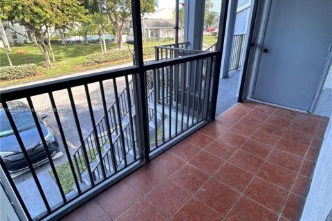 Condominio en alquiler en Homestead, Florida, 3 dormitorios, 111.02 m2 № 1969368 - foto 20