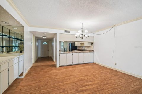 Condo in Port Richey, Florida, 2 bedrooms  № 1858426 - photo 24