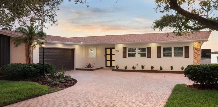 Villa ou maison à Largo, Floride 4 chambres, 207.64 m2 № 1916830