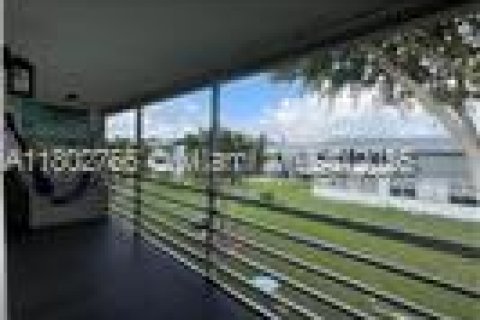 Copropriété à louer à Deerfield Beach, Floride: 2 chambres, 76.18 m2 № 1960060 - photo 13