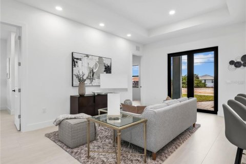 Casa en venta en Cape Coral, Florida, 3 dormitorios, 144.37 m2 № 2224548 - foto 19