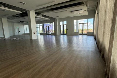 Copropriété à louer à Doral, Floride: 2 chambres, 104.98 m2 № 1991147 - photo 19