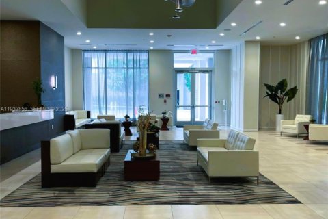 Copropriété à louer à Doral, Floride: 2 chambres, 104.98 m2 № 1991147 - photo 12