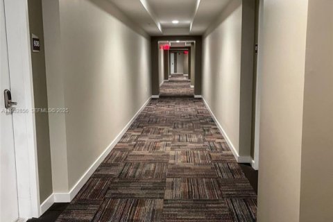 Copropriété à louer à Doral, Floride: 2 chambres, 104.98 m2 № 1991147 - photo 10