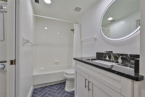 Condominio en alquiler en Saint Petersburg, Florida, 2 dormitorios, 137.5 m2 № 1717063 - foto 19