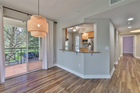 Condominio en alquiler en Saint Petersburg, Florida, 2 dormitorios, 137.5 m2 № 1717063 - foto 6