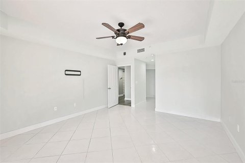 Condominio en alquiler en Saint Petersburg, Florida, 2 dormitorios, 137.5 m2 № 1717063 - foto 14