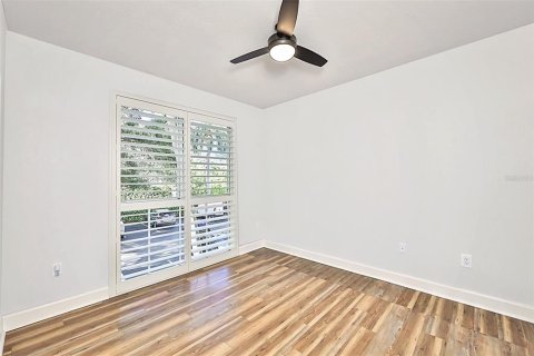 Condominio en alquiler en Saint Petersburg, Florida, 2 dormitorios, 137.5 m2 № 1717063 - foto 21