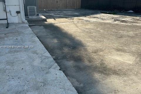 Снять в аренду виллу или дом в Майами, Флорида 5 спален, 165.18м2, № 2013874 - фото 11