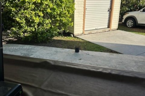 Снять в аренду виллу или дом в Майами, Флорида 5 спален, 165.18м2, № 2013874 - фото 13