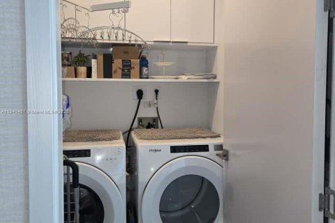 Снять в аренду квартиру в Санни-Айлс-Бич, Флорида 2 спальни, 155.61м2, № 1833965 - фото 27