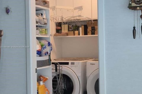 Снять в аренду квартиру в Санни-Айлс-Бич, Флорида 2 спальни, 155.61м2, № 1833965 - фото 30