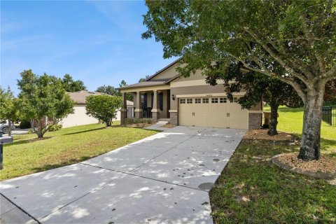 Casa en venta en Mount Dora, Florida, 3 dormitorios, 184.88 m2 № 2386289 - foto 3