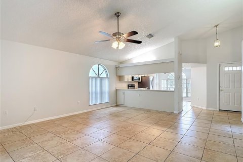 Villa ou maison à louer à New Port Richey, Floride: 3 chambres, 125.6 m2 № 1818927 - photo 14