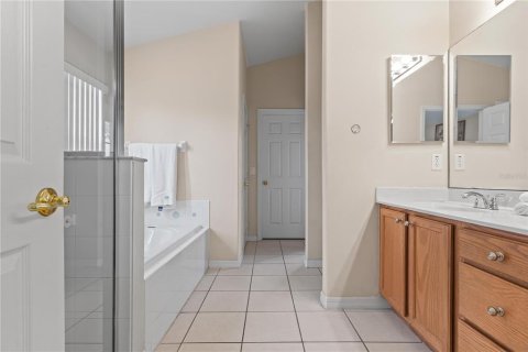 Villa ou maison à vendre à Kissimmee, Floride: 5 chambres, 198.44 m2 № 1894382 - photo 20