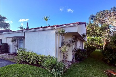 Купить виллу или дом в Бока-Ратон, Флорида 2 спальни, 106.09м2, № 2043526 - фото 2