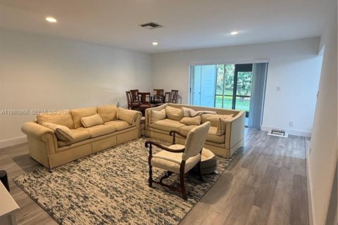 Купить виллу или дом в Бока-Ратон, Флорида 2 спальни, 106.09м2, № 2043526 - фото 6