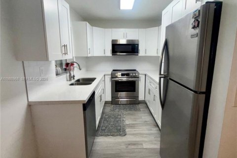 Купить виллу или дом в Бока-Ратон, Флорида 2 спальни, 106.09м2, № 2043526 - фото 5