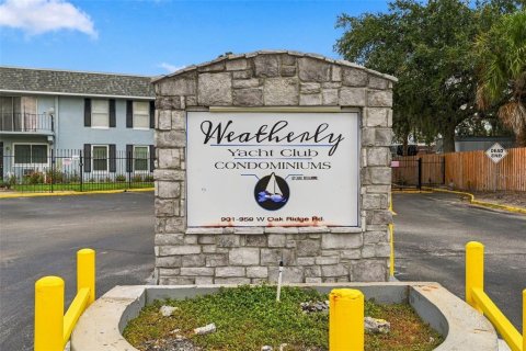 Condo in Orlando, Florida, 2 bedrooms  № 2379802 - photo 27