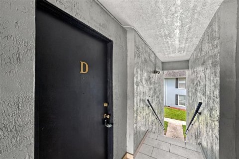 Condo in Orlando, Florida, 2 bedrooms  № 2379802 - photo 4