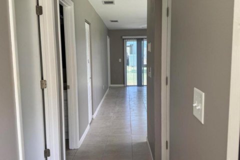 Appartement à louer à Port St. Lucie, Floride: 2 chambres, 85.56 m2 № 2177134 - photo 3