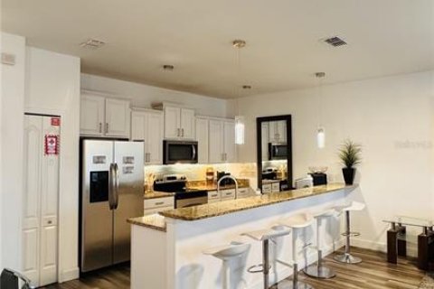 Touwnhouse à vendre à Kissimmee, Floride: 4 chambres, 176.7 m2 № 2347341 - photo 25