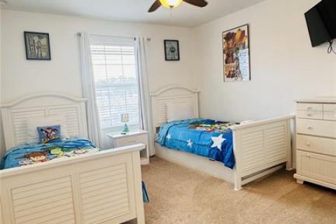 Touwnhouse à vendre à Kissimmee, Floride: 4 chambres, 176.7 m2 № 2347341 - photo 17