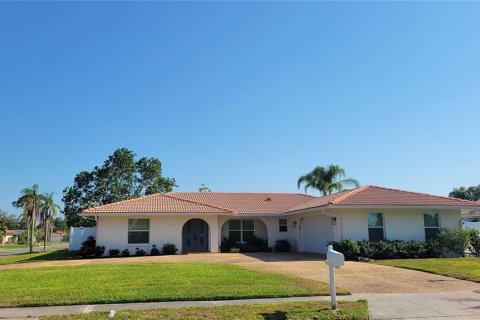 House in Sarasota, Florida 3 bedrooms, 181.16 sq.m. № 1684823 - photo 2