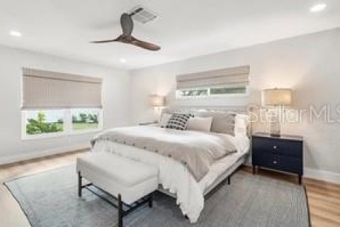 House in Sarasota, Florida 3 bedrooms, 181.16 sq.m. № 1684823 - photo 12