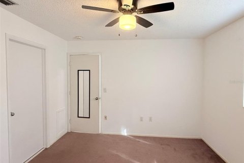 Condo in Bradenton, Florida, 1 bedroom № 2213071 - photo 13