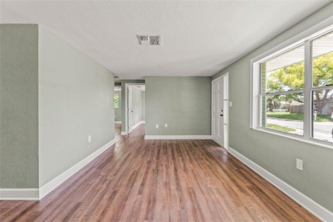 Casa en venta en Port Richey, Florida, 2 dormitorios, 91.04 m2 № 1803133 - foto 13