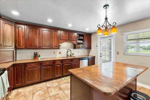 House in Lakeland, Florida 3 bedrooms, 129.41 sq.m. № 1743058 - photo 4